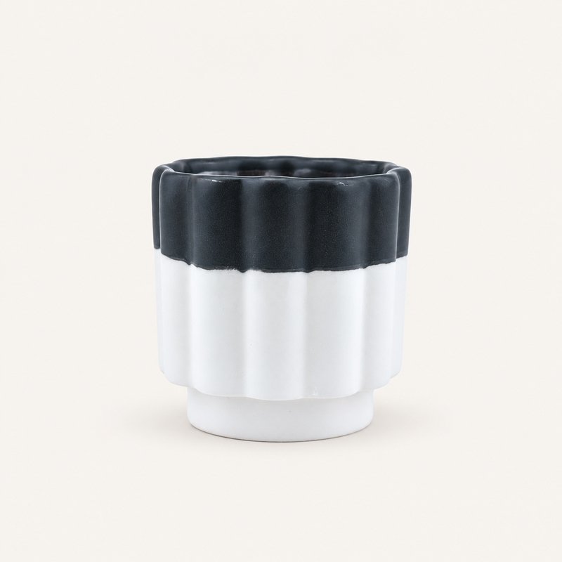 Siyah/Antrasit Akış Efektli Kulpsuz Kupa