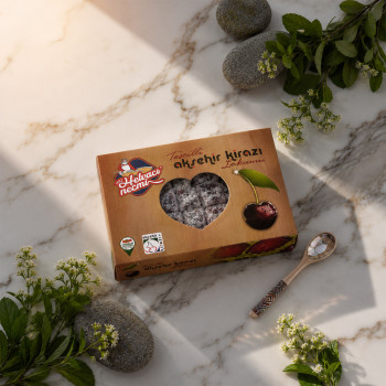 Helvacı Necmi Tescilli Akşehir Kirazı Lokumu 500 g Helvacı Necmi Tescilli Akşehir Kirazı Lokumu 500 g